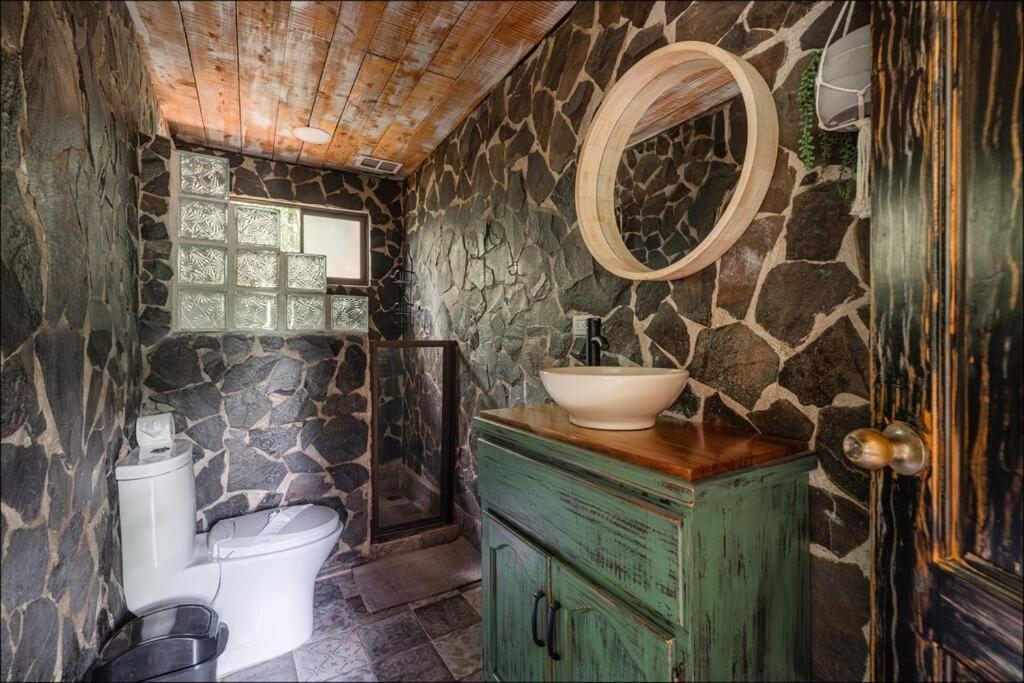 Unicorn Lodge: Direct Riverfront : Unique Experience Сан-Херардо-де-Дота Экстерьер фото